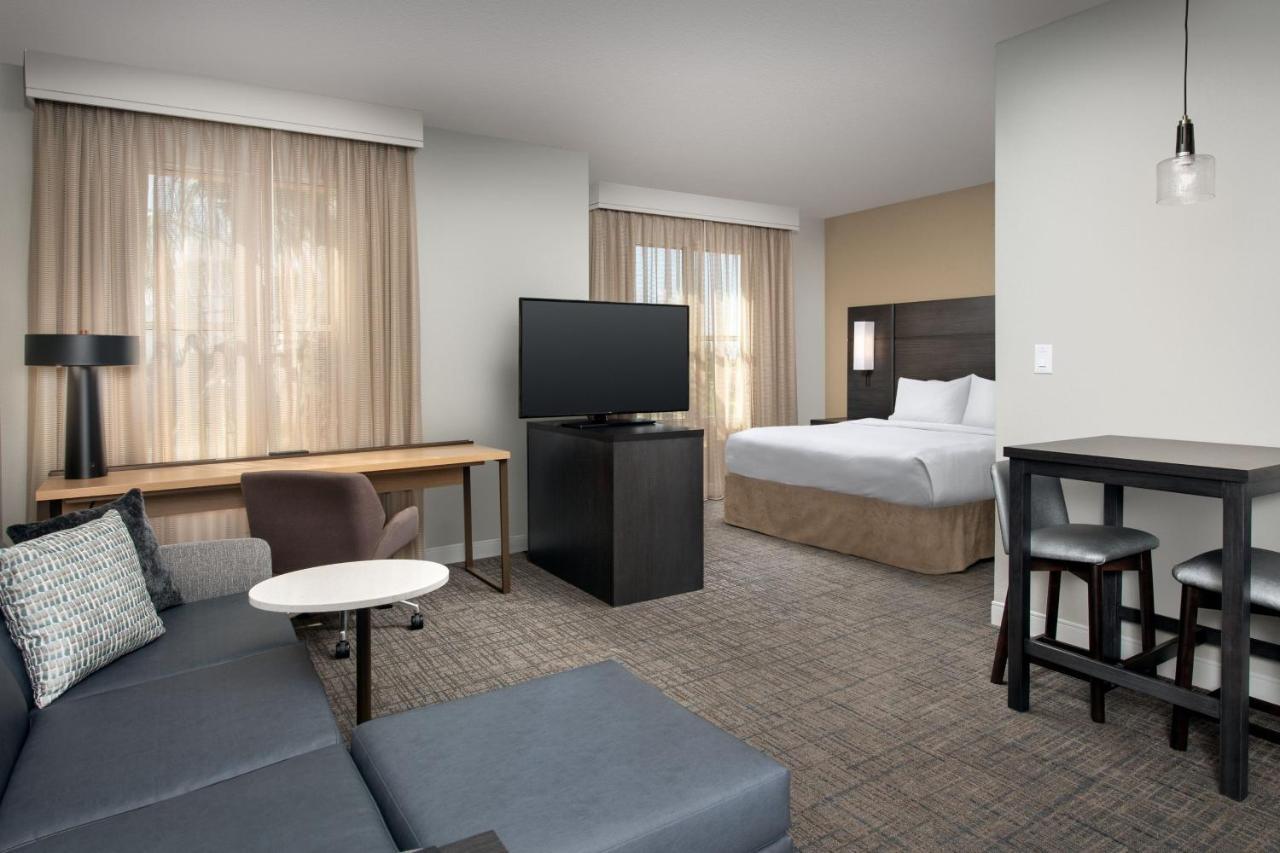 By Marriott Airport