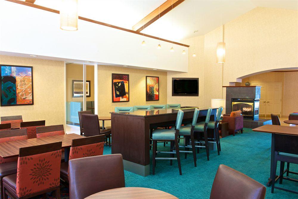 By Marriott Airport Hotel Phoenix