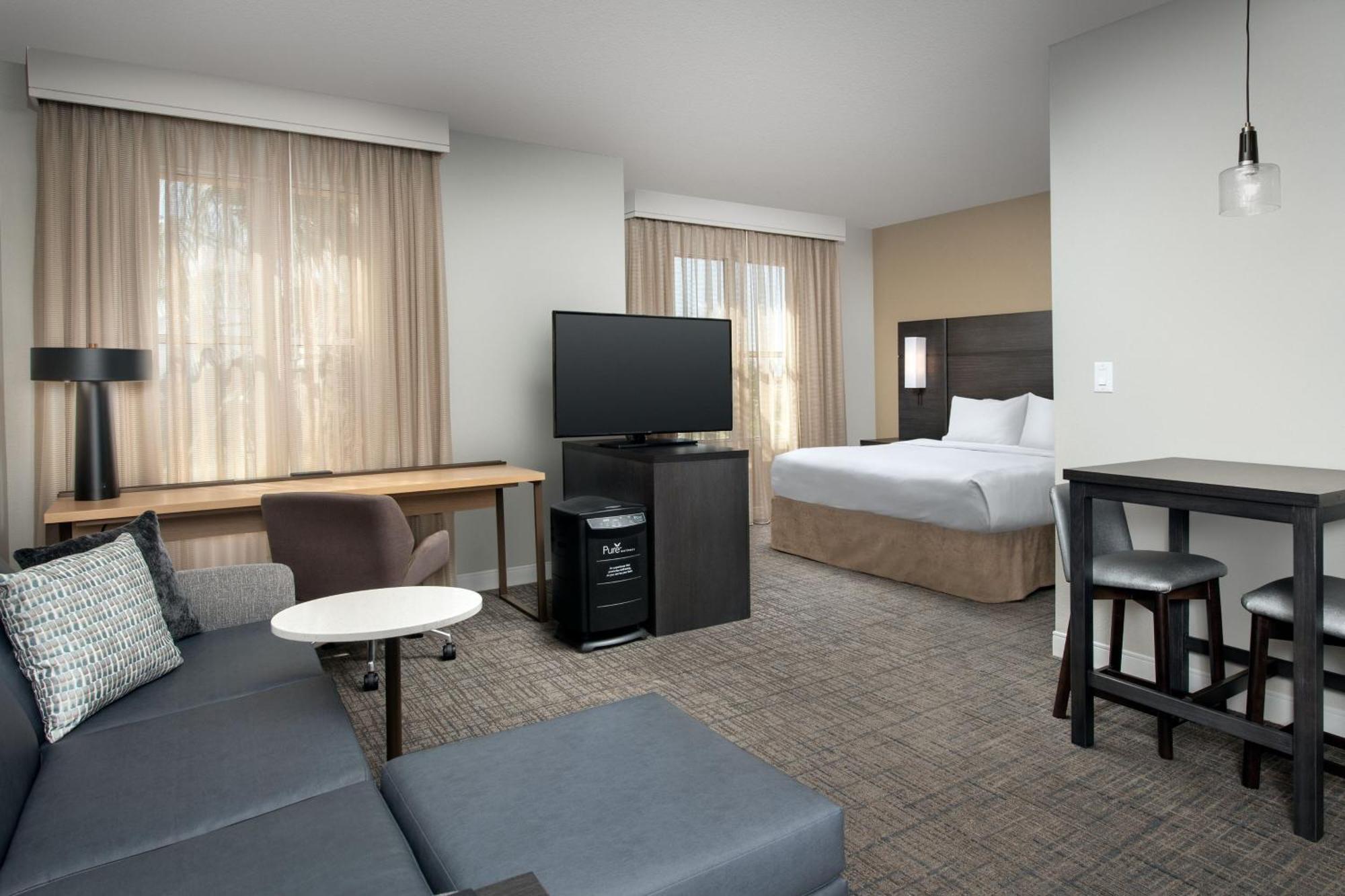 By Marriott Airport 3* Phoenix